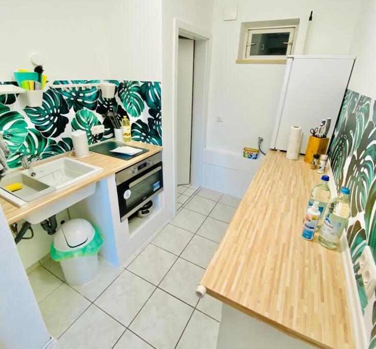 Moderne Wohnung In Vorstadtidylle Zu Bayreuth Heinersreuth Экстерьер фото