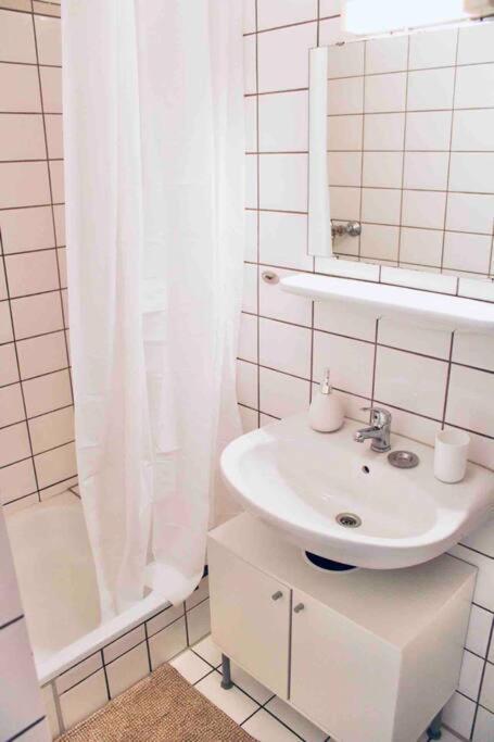 Moderne Wohnung In Vorstadtidylle Zu Bayreuth Heinersreuth Экстерьер фото