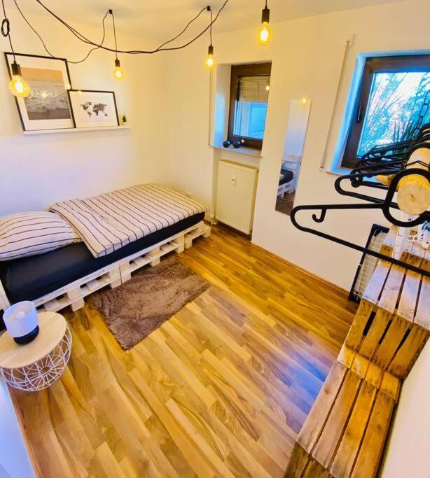 Moderne Wohnung In Vorstadtidylle Zu Bayreuth Heinersreuth Экстерьер фото